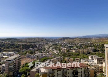 Vista - Quadrilocale via Francesco Cilea, 25, Catanzaro - foto 31