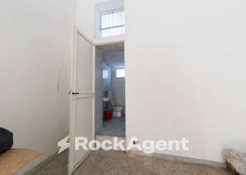 Magazzino - Negozio via Pacinotti, 21-23, Acireale - foto 7