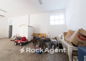 Magazzino - Negozio via Pacinotti, 21-23, Acireale - foto 10