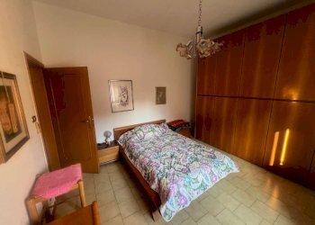 camera da letto - Appartamento via Poliziano, Bologna (zona Bolognina) - foto 19