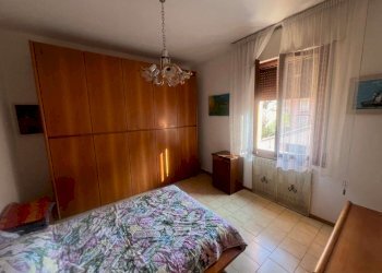 camera da letto - Appartamento via Poliziano, Bologna (zona Bolognina) - foto 20