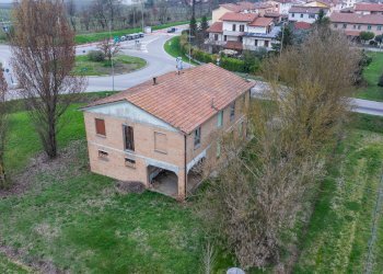 Casa indipendente Mordano - foto 1