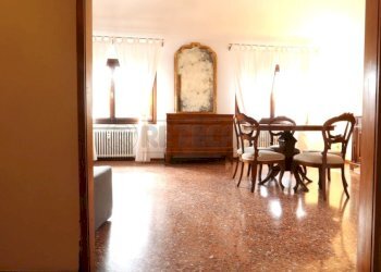 IMG_6218.JPG - Three-room apartment Corso Antonio Fogazzaro 48, Vicenza - photo 2