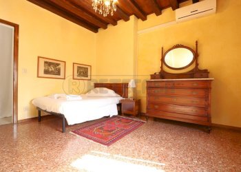 IMG_6235.JPG - Three-room apartment Corso Antonio Fogazzaro 48, Vicenza - photo 18