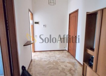 INGRESSO - Four-room apartment Via Montelungo 23, Como - photo 2