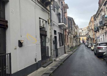 WhatsApp Image 2026-03-18 at 09.16.09 (6).jpeg - Monolocale Catania - foto 11