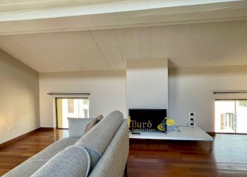 IMG_4860.jpeg - Attic Strada Massimo D'Azeglio 100, Parma (neighborhood Oltretorrente) - photo 4