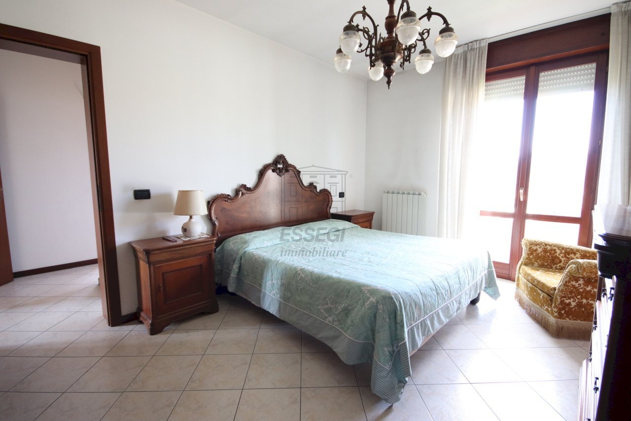 Appartamento piano secondo ia04199 (2).JPG - Quadrilocale Via Francesco Banchieri 82, Capannori - foto 3