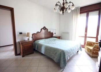 Appartamento piano secondo ia04199 (2).JPG - Quadrilocale Via Francesco Banchieri 82, Capannori - foto 3