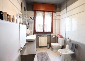 villetta d\'angolo in ottime condizioni (8).JPG - Casa indipendente via romana ovest, Rughi, Lucca - foto 5