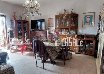 6borgosanlorenzo.jpg - Appartamento Borgo San Lorenzo - foto 6