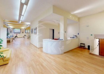 Office Via del Pratello 21, Bologna (neighborhood Centro Storico) - photo 2