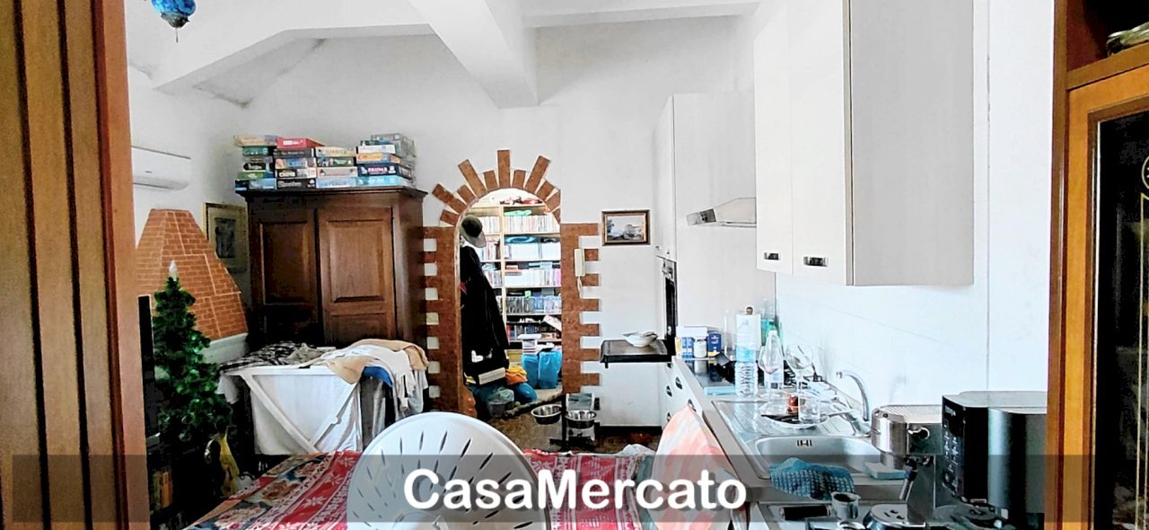 b3.jpg - Attico Corso del Popolo, Grottaferrata - foto 2