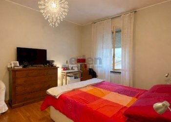 camera da letto - Quadrilocale Via Degli Alpini 34, Modena - foto 24