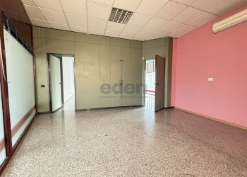 ufficio - Locale Commerciale Via Carlo Zucchi 41, Modena (zona Circoscrizione 1) - foto 16