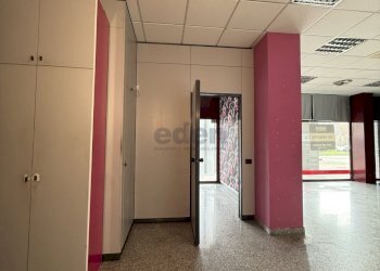 ufficio - Locale Commerciale Via Carlo Zucchi 41, Modena (zona Circoscrizione 1) - foto 23