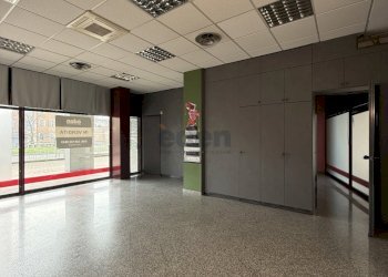 ufficio - Locale Commerciale Via Carlo Zucchi 41, Modena (zona Circoscrizione 1) - foto 28