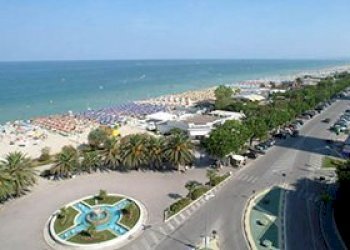 20150603011535_panorama-alba-adriatica.jpg - Trilocale Alba Adriatica - foto 2