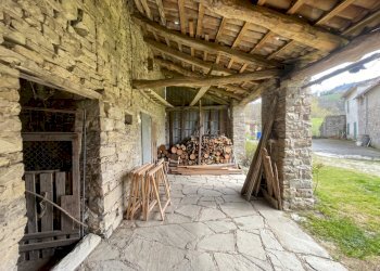 Gemini_Generated_Image_eb43cceb43cceb43.png - Villa Località Antico Santa Maria 111, Maiolo - photo 10