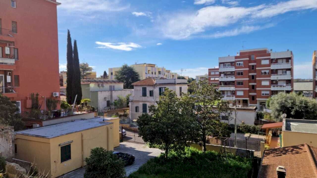 affaccio - Trilocale Via Poggio Tulliano 7, Roma - foto 3