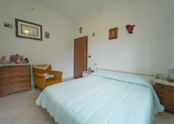 DSC01997.jpg - Villa Via Santarcangiolese 1773, Santarcangelo di Romagna - photo 8