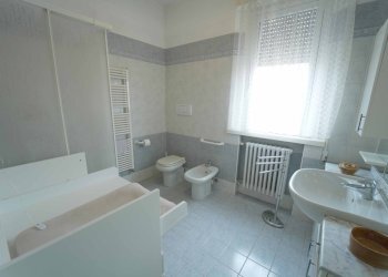 DSC02008.jpg - Villa Via Santarcangiolese 1773, Santarcangelo di Romagna - photo 18