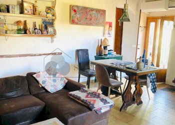 WhatsApp Image 2026-03-05 at 10.42.43 (4).jpeg - Portion of a house Via San Rocco 9, Follo - photo 6