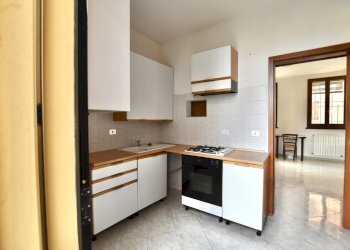 cucina - Trilocale Via Botteghe 6, Castello d'Argile - foto 12