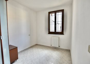 camera da letto - Trilocale Via Botteghe 6, Castello d'Argile - foto 24