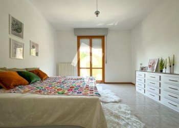 61E8F98F-77FD-4DC4-B09A-D86D83AC1151.jpeg - Trilocale Jesi - foto 18