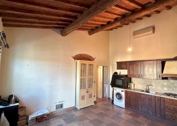 WhatsApp Image 2026-03-18 at 10.35.41 (1).jpeg - Trilocale Via Lucca, Firenze - foto 2