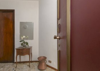 Via Ferrari 1.JPG - Attic Via Gaudenzio Ferrari 11, Torino (neighborhood Centro) - photo 8