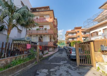 Via Finocchiari 12 (3).jpg - Attico Via Finocchiari 12, Aci Catena - foto 22