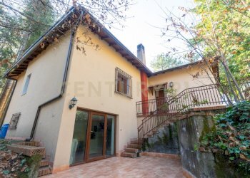 Via della Regione 70 (44).jpg - Villa Via della Regione 70, Pedara - foto 4