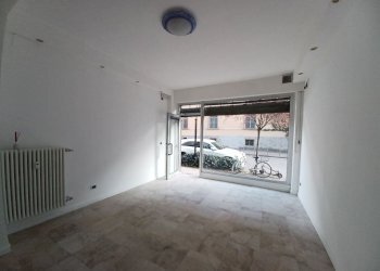 12cd32bb-2d01-41cd-b1c3-c546c1eb0915.jpg - Locale Commerciale Trento - foto 1