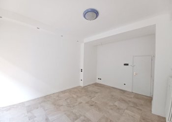 3745462a-0eb8-4186-ad33-e7e422c93c32.jpg - Locale Commerciale Trento - foto 3