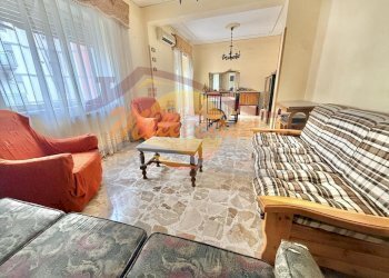 1a44d707-fb53-489a-ad80-9c3a2c738b4e.jpeg - Quadrilocale Viale Santa Panagia, Siracusa - foto 2