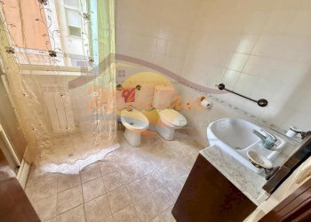 5c90146f-186c-475f-8833-d4452b554ef4.jpeg - Quadrilocale Viale Santa Panagia, Siracusa - foto 3