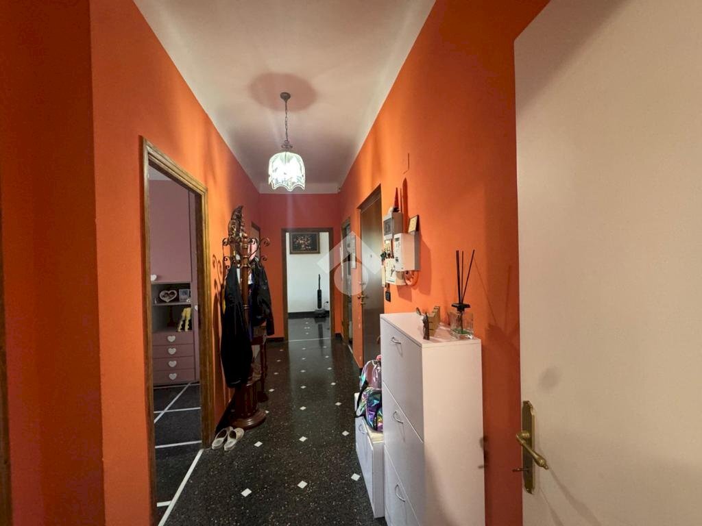 Quadrilocale Via Antonietta Massuccone Mazzini, Genova (zona Bolzaneto) - foto 2