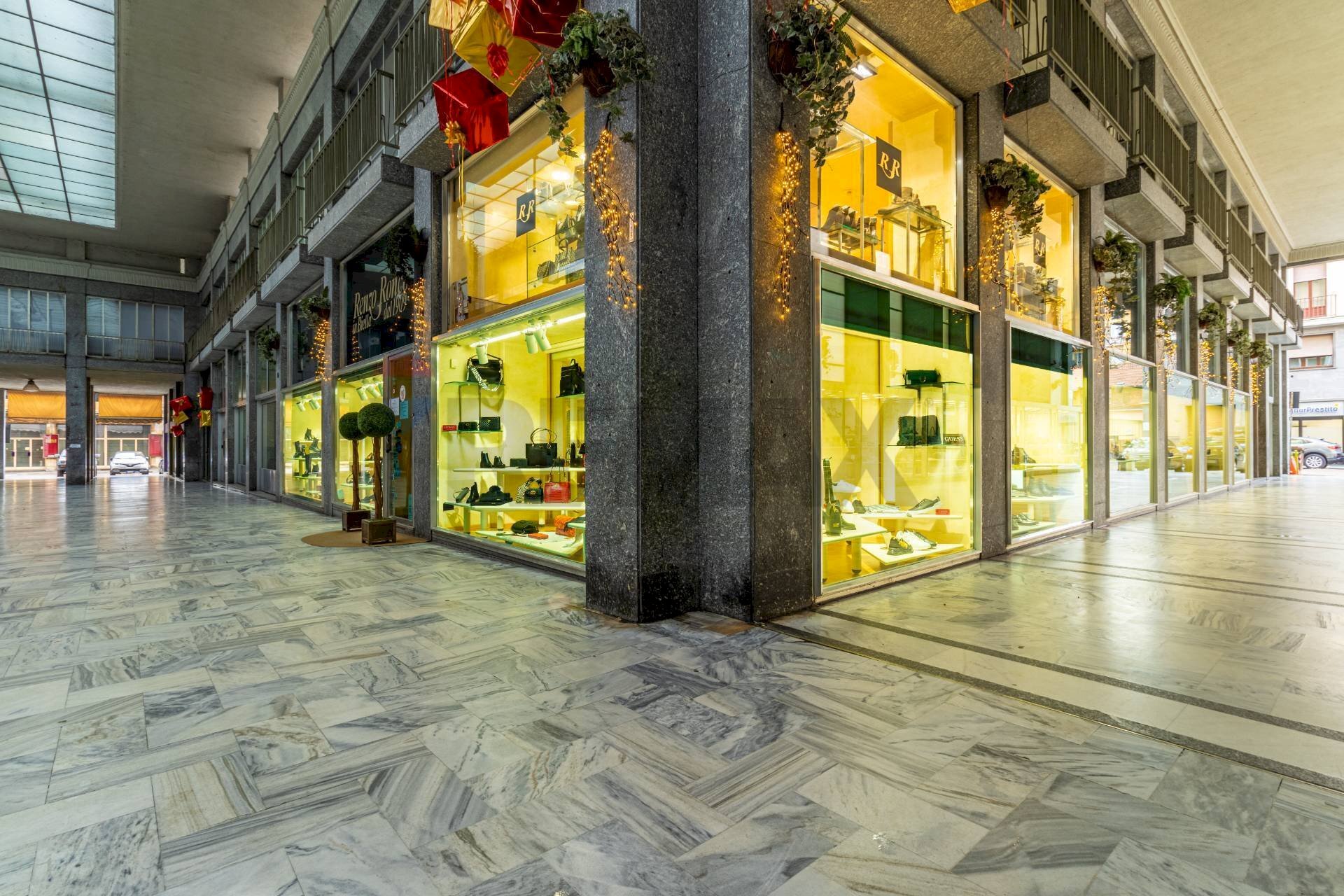Shop Galleria Leonardo Da Vinci, 14 
 Centro, Biella - photo 2