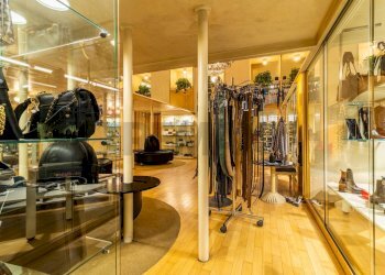 Shop Galleria Leonardo Da Vinci, 14
Centro, Biella - photo 20