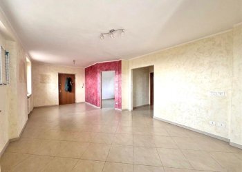 Independent house Via Salvareggio, Reano - photo 10