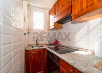 One-room apartment Via Luisa del Carretto, 74 
 Precollina Collina, Torino (neighborhood Borgo Po) - photo 2