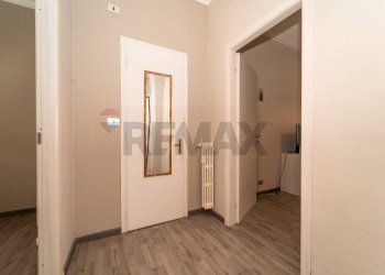 One-room apartment Via Luisa del Carretto, 74 
 Precollina Collina, Torino (neighborhood Borgo Po) - photo 10