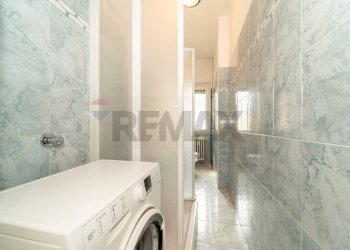 One-room apartment Via Luisa del Carretto, 74 
 Precollina Collina, Torino (neighborhood Borgo Po) - photo 12