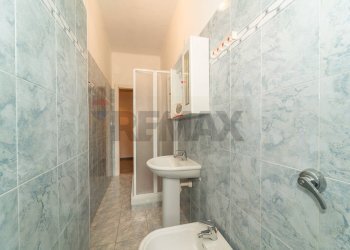 One-room apartment Via Luisa del Carretto, 74 
 Precollina Collina, Torino (neighborhood Borgo Po) - photo 15