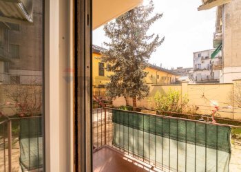 One-room apartment Via Luisa del Carretto, 74 
 Precollina Collina, Torino (neighborhood Borgo Po) - photo 21
