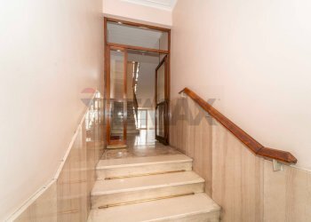 One-room apartment Via Luisa del Carretto, 74 
 Precollina Collina, Torino (neighborhood Borgo Po) - photo 28