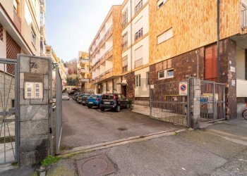 One-room apartment Via Luisa del Carretto, 74 
 Precollina Collina, Torino (neighborhood Borgo Po) - photo 32