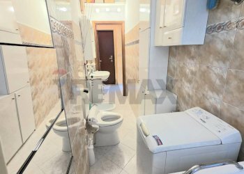 Two-room apartment Via Sansovino, 90 
 Lucento, Torino (neighborhood Lucento) - photo 21